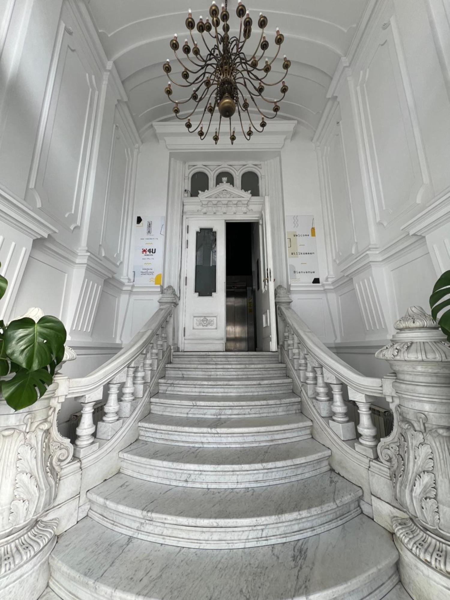House4You - Balcescu Bucarest Extérieur photo
